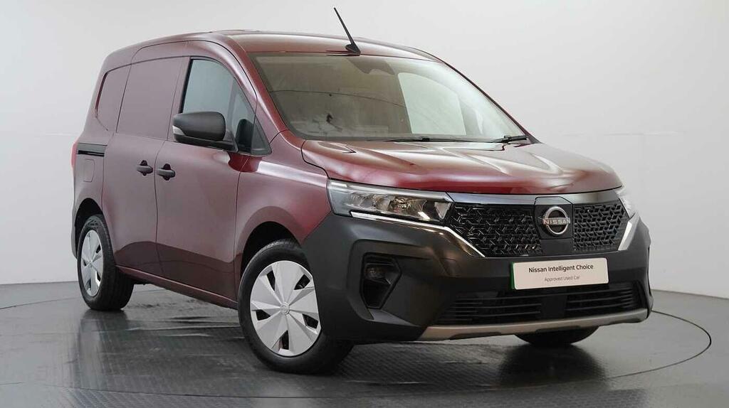 Nissan TOWNSTAR 45Kw Acenta L1 Swb Panel Van With Air Con And Red