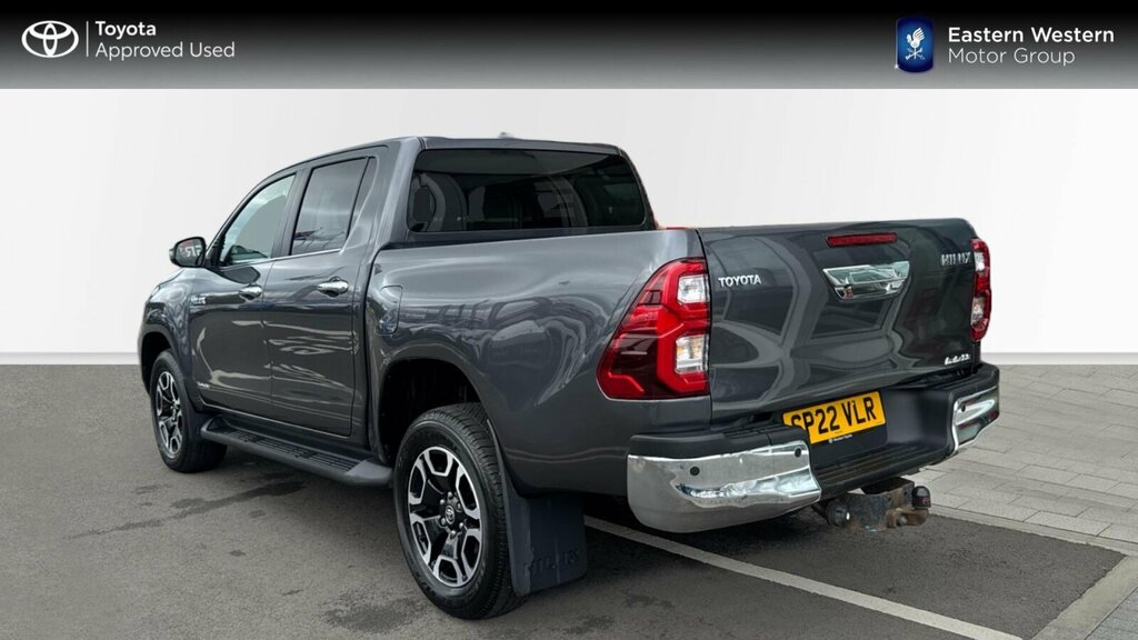 Toyota HILUX 2.8 D-4d Invincible 4Wd Euro 6 Ss Grey #4
