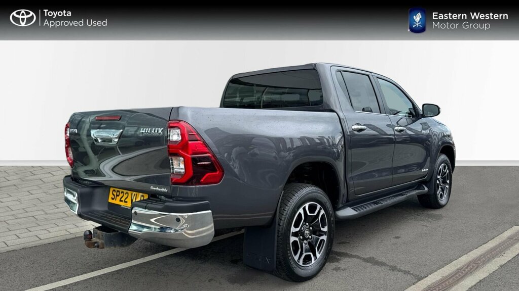 Toyota HILUX 2.8 D-4d Invincible 4Wd Euro 6 Ss Grey #2