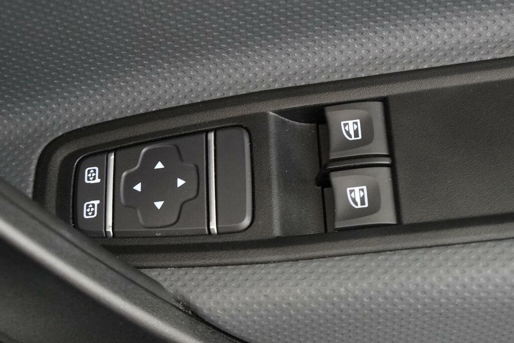 Mercedes-Benz CITAN 110 Premium L1 Silver #25