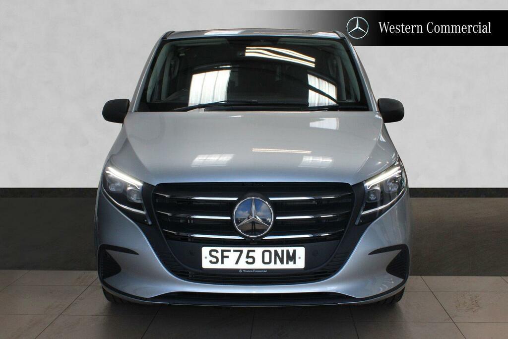 Mercedes-Benz Vito Vito 119Cdi Select Crew Van 9G-tronic Black #35