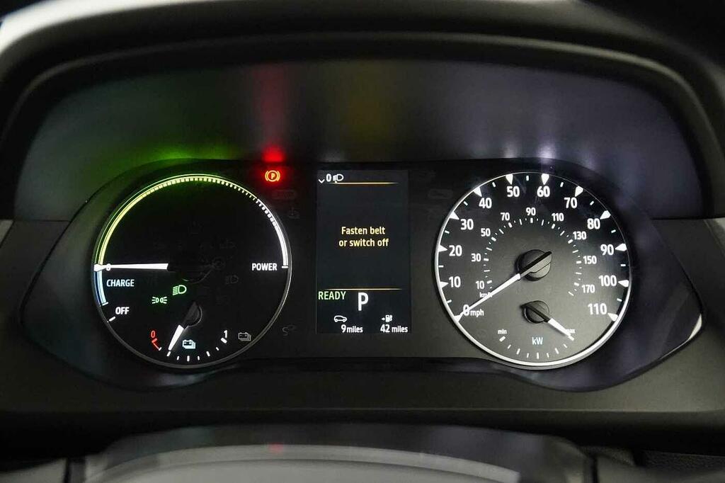 Nissan TOWNSTAR Mpv White #21