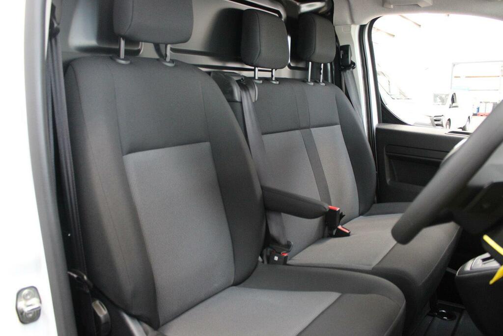 Peugeot E-Expert E 1000 75Kwh Professional Premium Standard Crew White #4