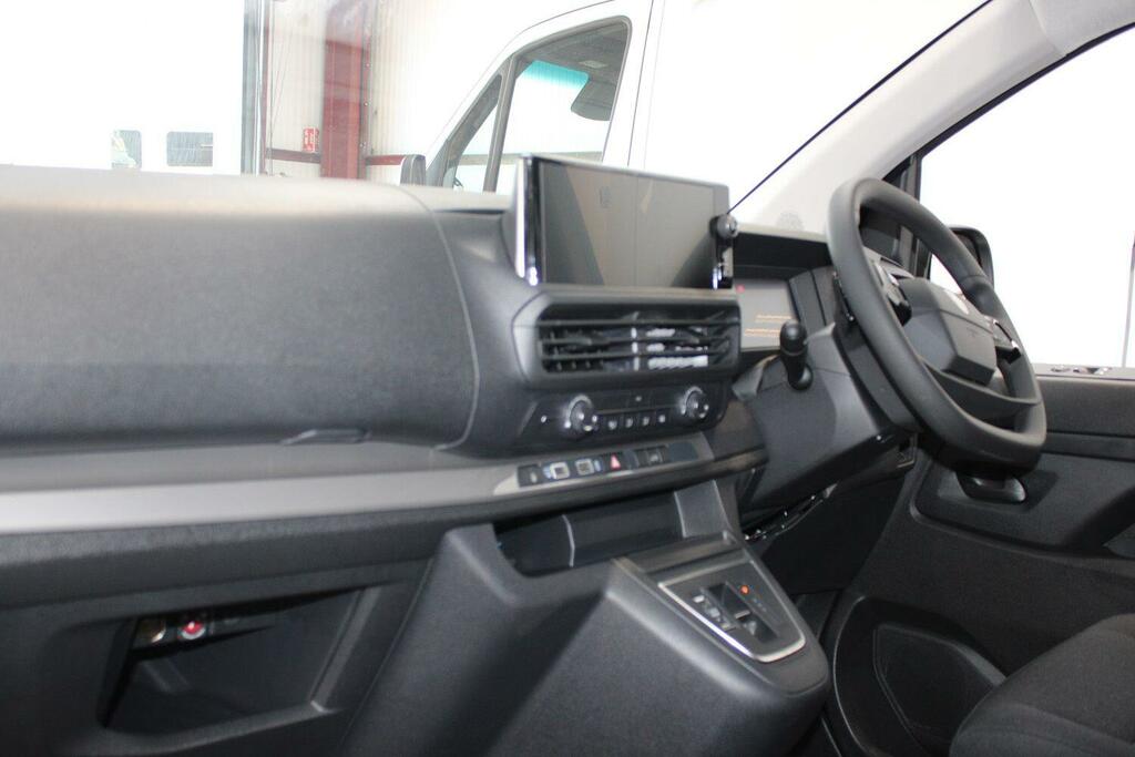 Peugeot E-Expert E 1000 75Kwh Professional Premium Standard Crew White #16