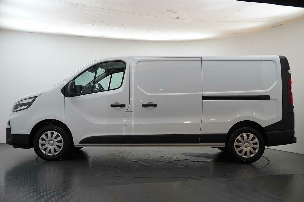 Nissan Primastar 2.0 Dci 130 Acenta Lwb L2 H1 3.0T Panel Van With A White #5