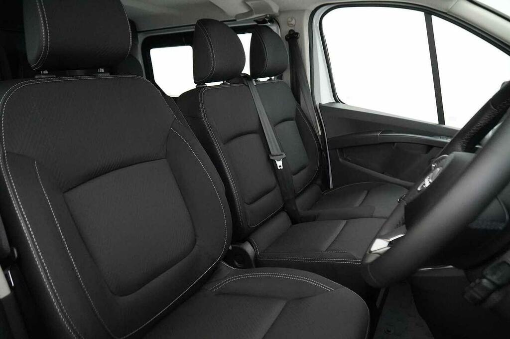 Nissan Primastar 2.0 Dci 30 Tekna L1 H1 Euro 6 Ss White #32