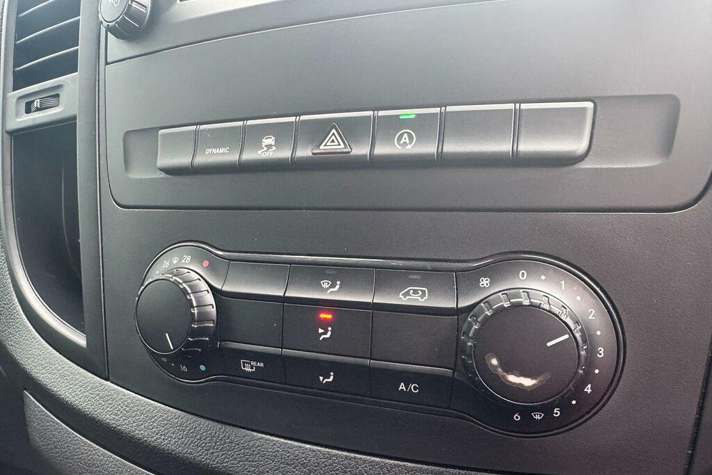 Mercedes-Benz Vito 2L 2.0 119 Cdi Premium Crew Van Double Cab Die Red #15