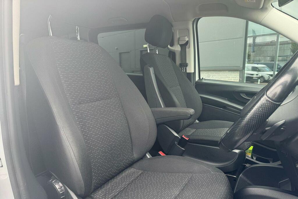 Mercedes-Benz Vito 2.0 116 Cdi Premium Crew Van Double Cab Silver #2