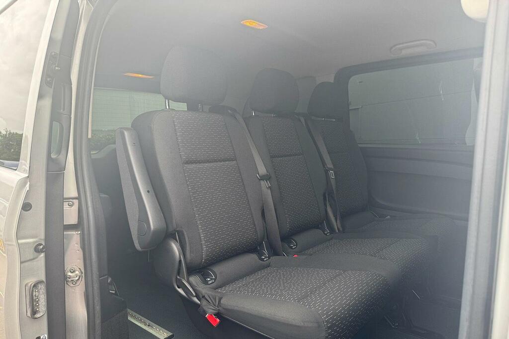 Mercedes-Benz Vito 2L 2.0 119 Cdi Premium Crew Van Double Cab Die Red #24