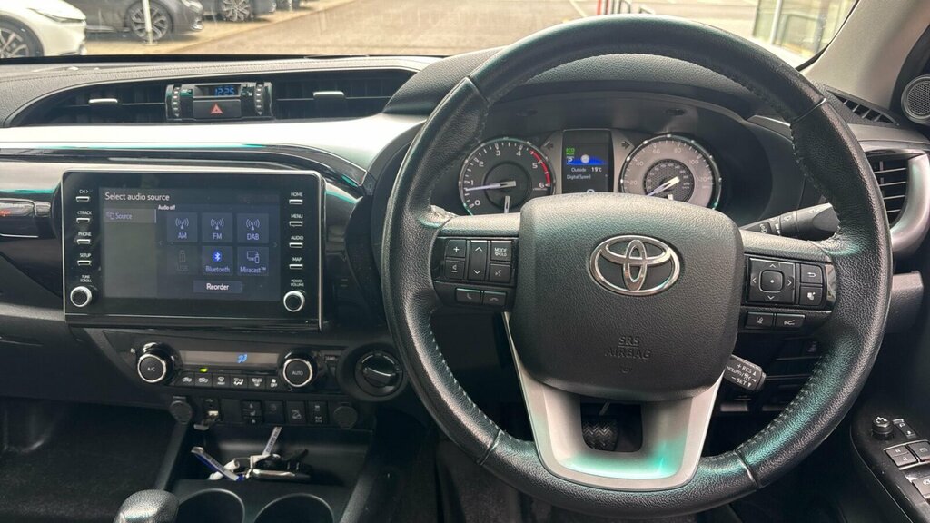 Toyota HILUX 2.8 D-4d Invincible X Pickup Double Cab 4Wd Black #7