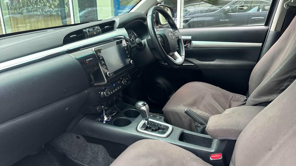 Toyota HILUX 2.8 D-4d Invincible X Pickup Double Cab 4Wd Black #12