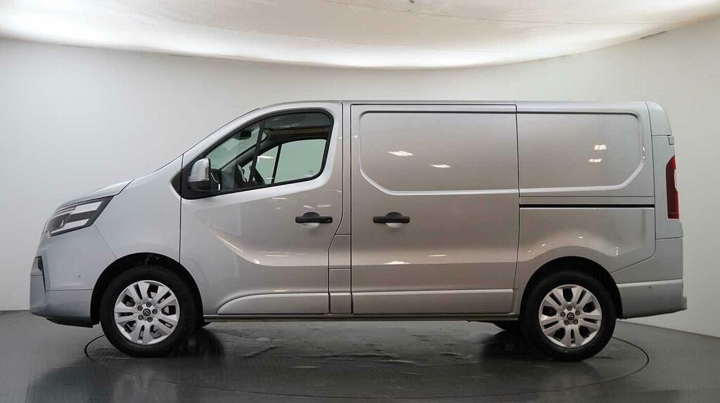 Nissan Primastar 2.0 Dci 130 Tekna L1 H1 3.0T Van With Air Con Sa Grey #5