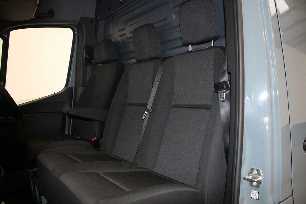 Mercedes-Benz Sprinter 2.0 315 Cdi Pro Panel Van G-tronic Rwd Blue #4