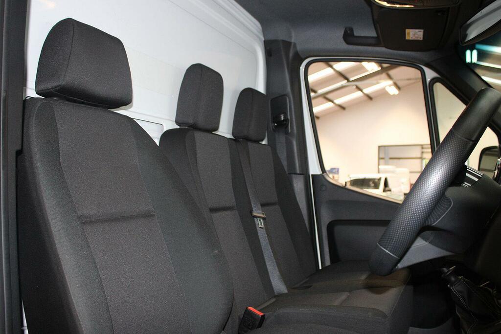 Mercedes-Benz Sprinter 2.0 315 Cdi Pro G-tronic Rwd L3 H2 Euro 6 Ss White #22