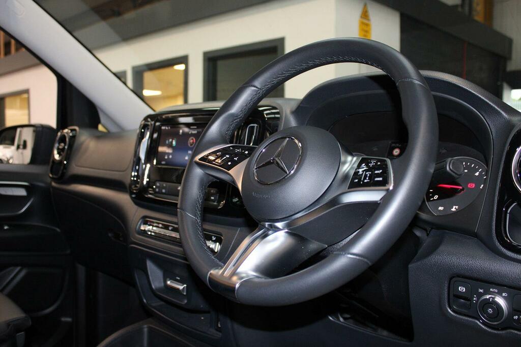 Mercedes-Benz Vito 2.0 114 Cdi Pro Rwd L2 Euro 6 S S 6Dr White #21