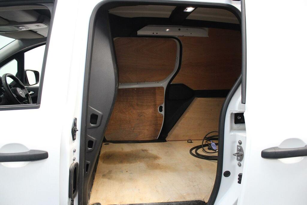Nissan TOWNSTAR 45Kwh Acenta Panel Van 6Dr L1 122 P White #5