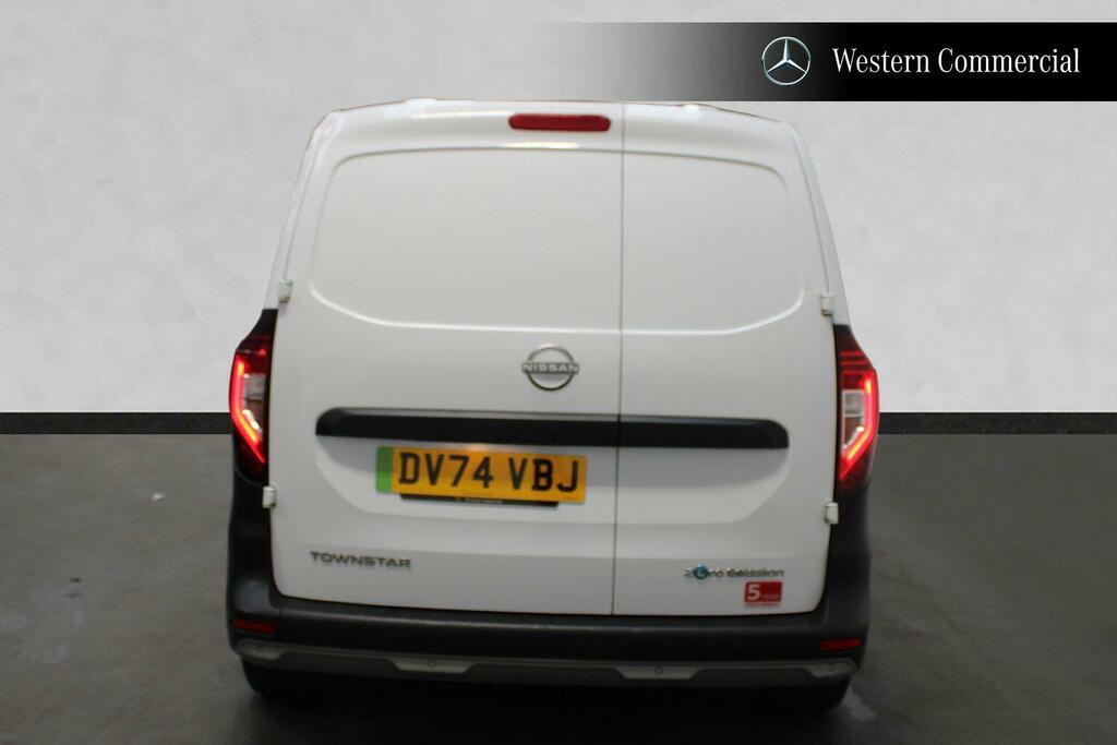 Nissan TOWNSTAR 45Kwh Tekna Panel Van 6Dr L2 H1 122 White #12