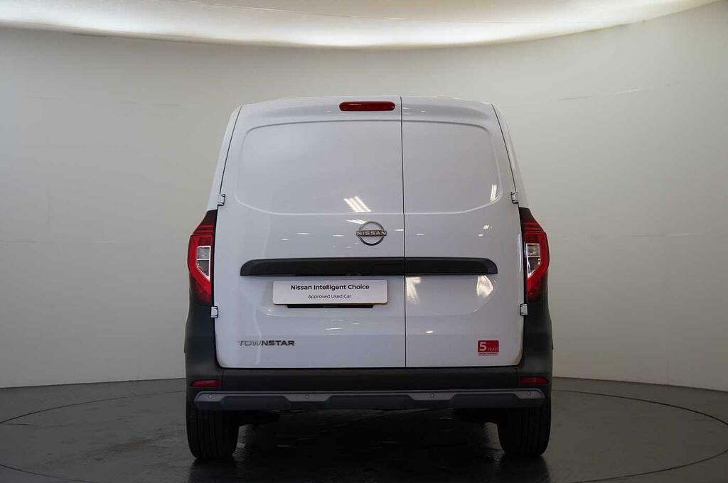 Nissan TOWNSTAR 90Kw Tekna Van 45Kwh White #7