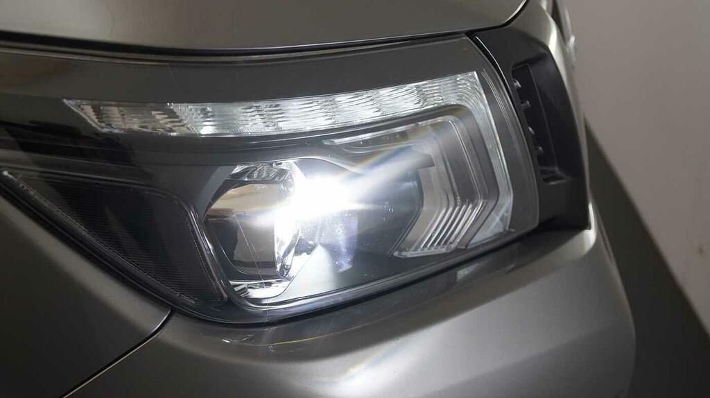 Nissan Navara Double Cab Pick Up N-guard 2.3Dci 190 Tt 4Wd Grey #11
