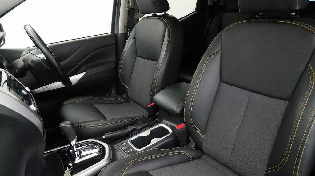 Nissan Navara Double Cab Pick Up N-guard 2.3Dci 190 Tt 4Wd Grey #17