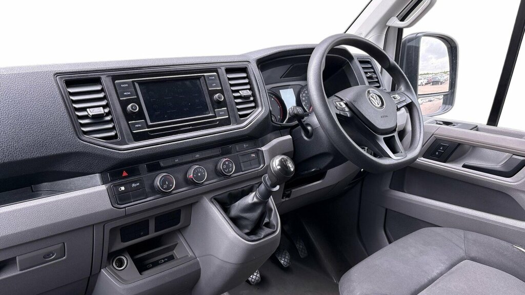 Volkswagen Crafter 2.0 Tdi Cr35 Trendline Fwd Mwb Euro 6 Ss White #2