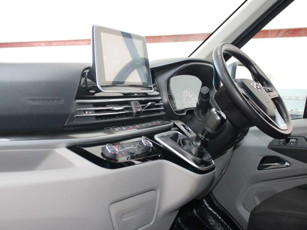 Maxus Deliver 9 160Ps D20 Fwd L3 H2 Lwb Euro 6 With Air Con Rear White #4