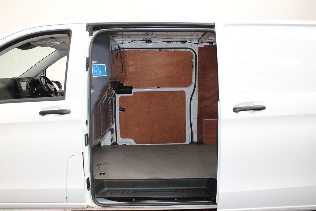 Mercedes-Benz Vito 119Cdi Sport Crew Van 9G-tronic Silver #11