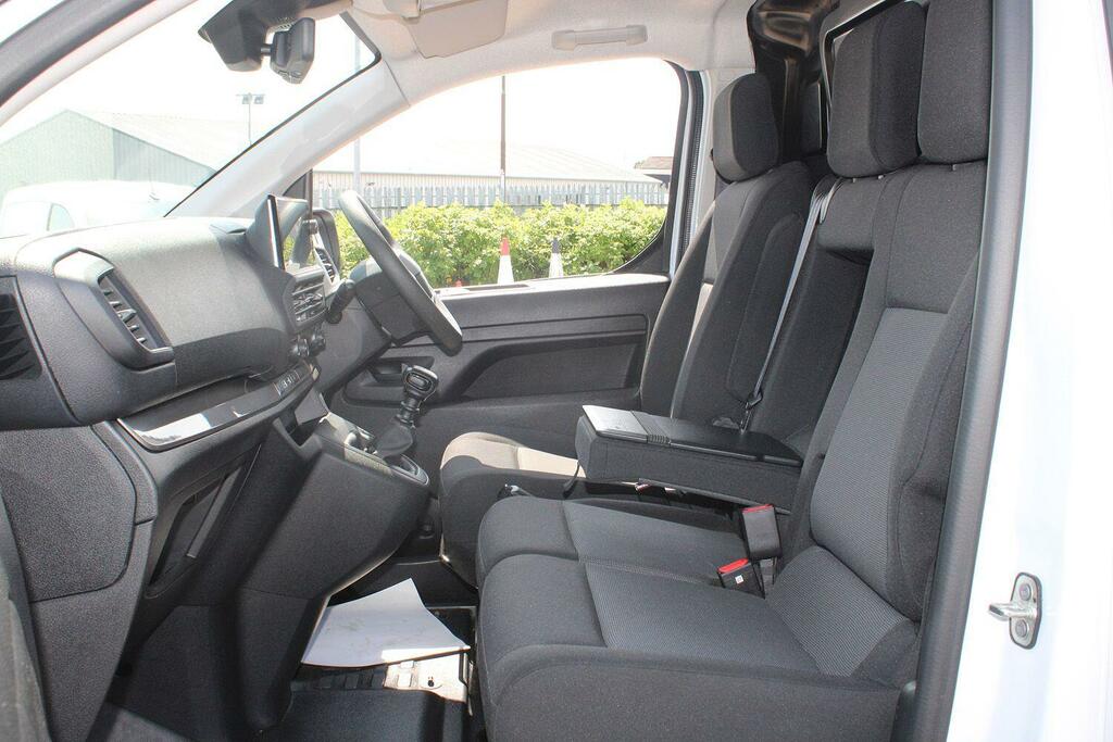 Citroen Dispatch 1.5 Bluehdi Driver XL Panel Van 6Dr White #4