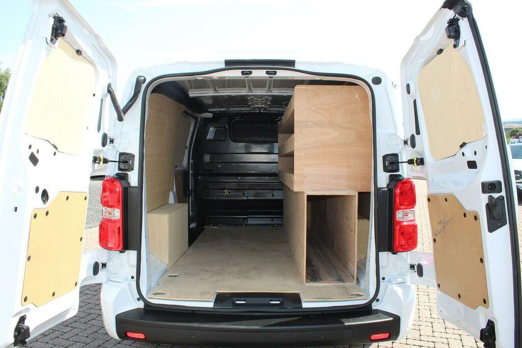 Citroen Dispatch 1.5 Bluehdi Driver XL Panel Van 6Dr White #2