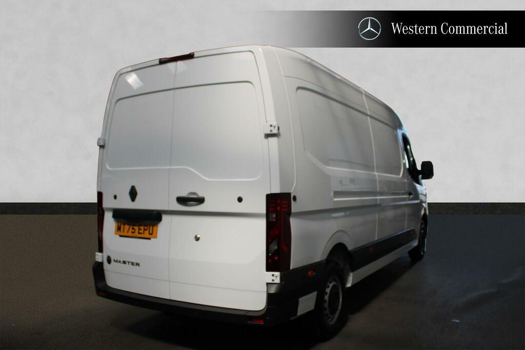 Renault Master Chassi Dcab Dropside White #9