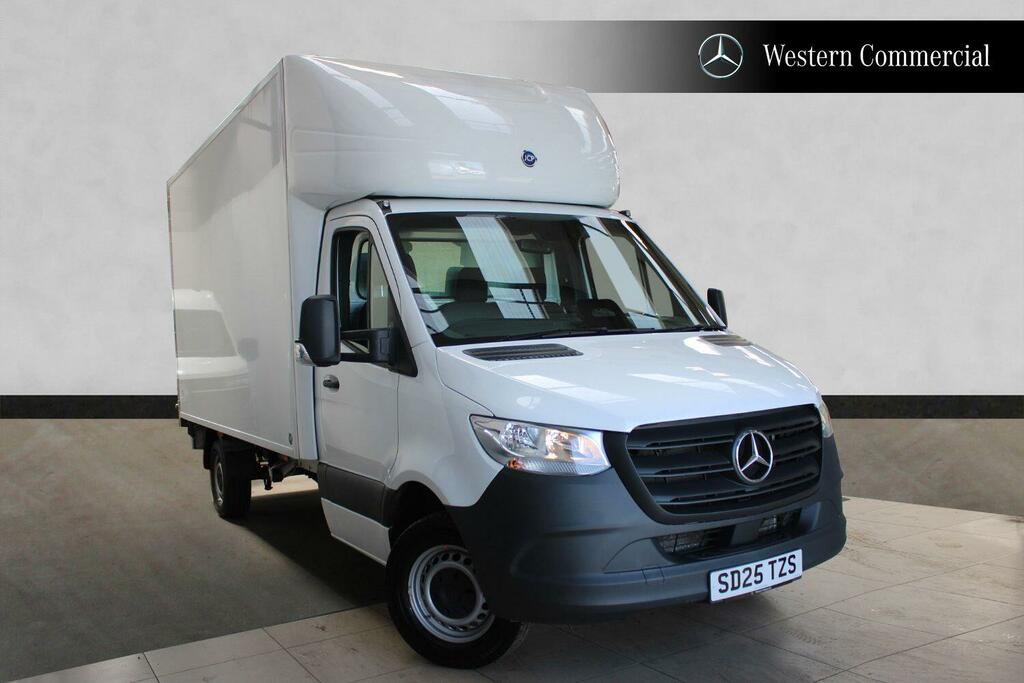 Mercedes-Benz Sprinter 315 Luton Box L3 Progressive Rwd White