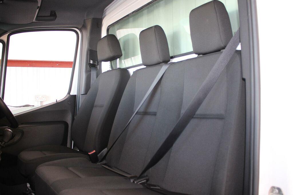 Mercedes-Benz Sprinter 315 Luton Box L3 Progressive Rwd White #5