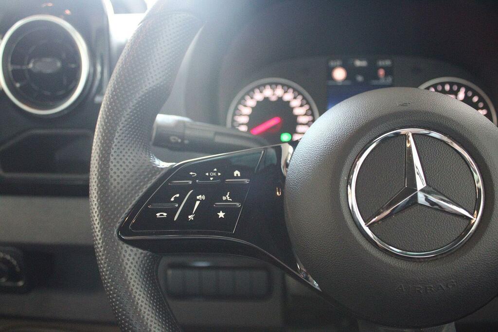 Mercedes-Benz Sprinter Pro White #16