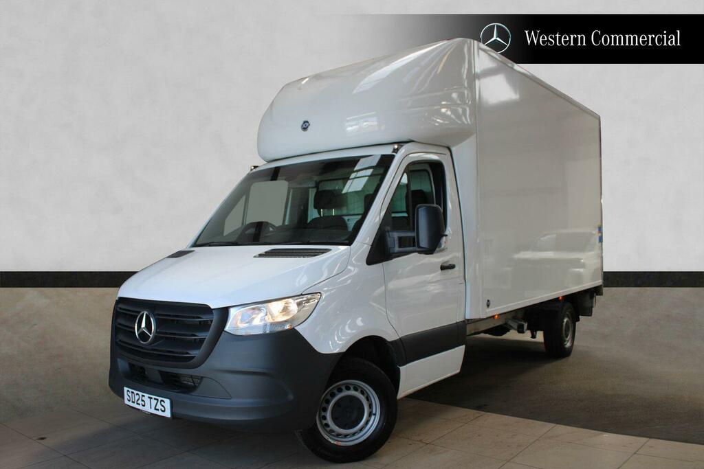 Mercedes-Benz Sprinter 315 Luton Box L3 Progressive Rwd White #6