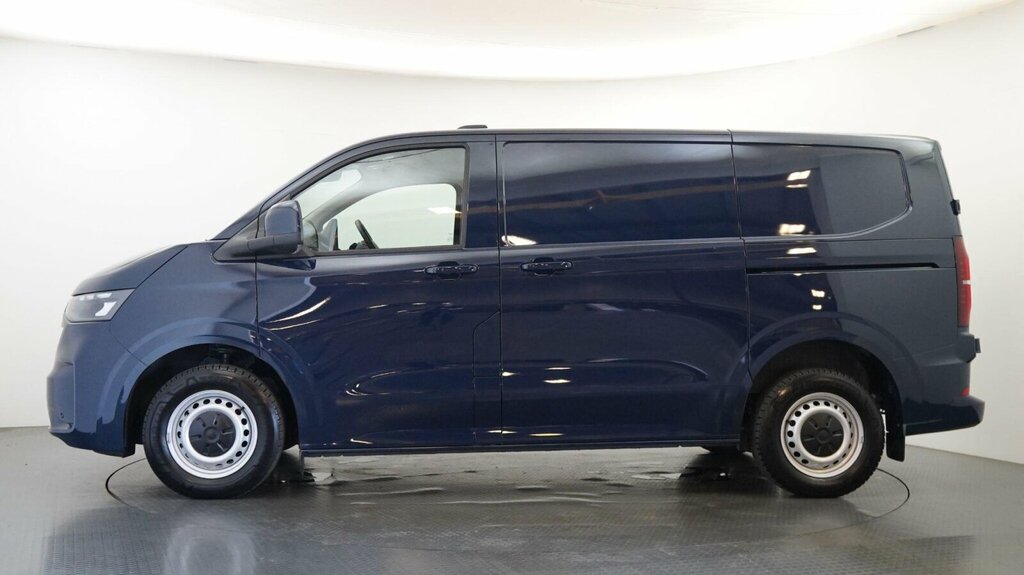 Volkswagen E-Transporter T32 65Kwh Commerce Plus Rwd Swb Purple #3