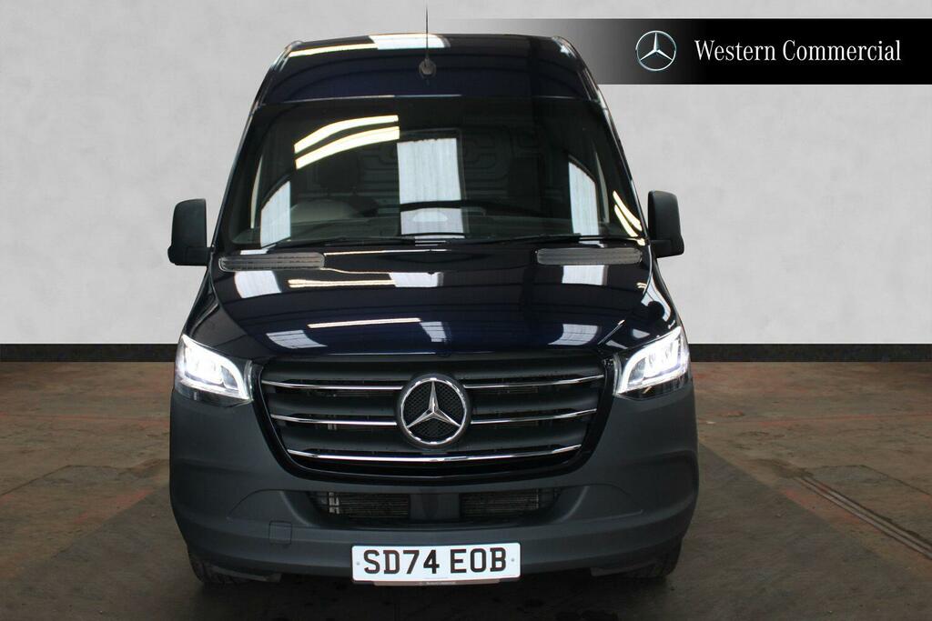 Mercedes-Benz Sprinter 3.5T H2 Pro Van #39