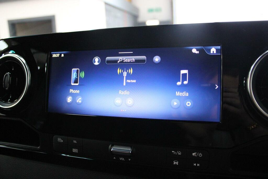 Mercedes-Benz Sprinter 3.5T H2 Pro Van #20
