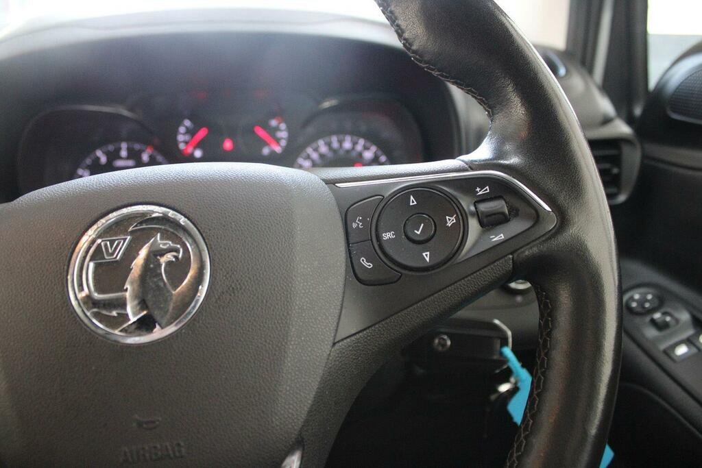 Vauxhall Combo 1.5 Turbo D 2300 Pro Panel Van 6Dr L White #24
