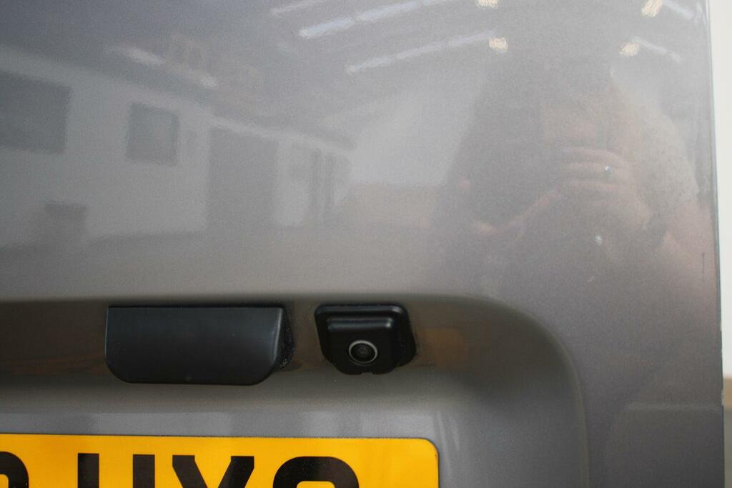 Vauxhall Combo 1.5 Turbo D 2300 Pro Panel Van 6Dr L White #11
