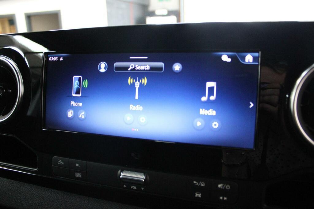 Mercedes-Benz Sprinter Pro Blue #18