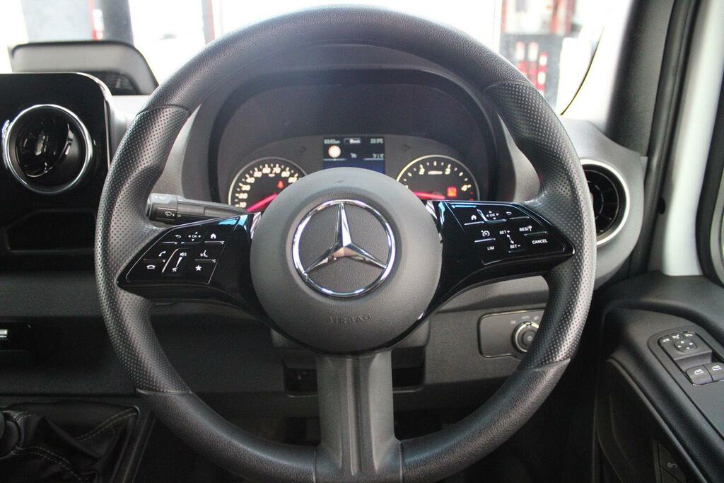 Mercedes-Benz Sprinter Pro Blue #24