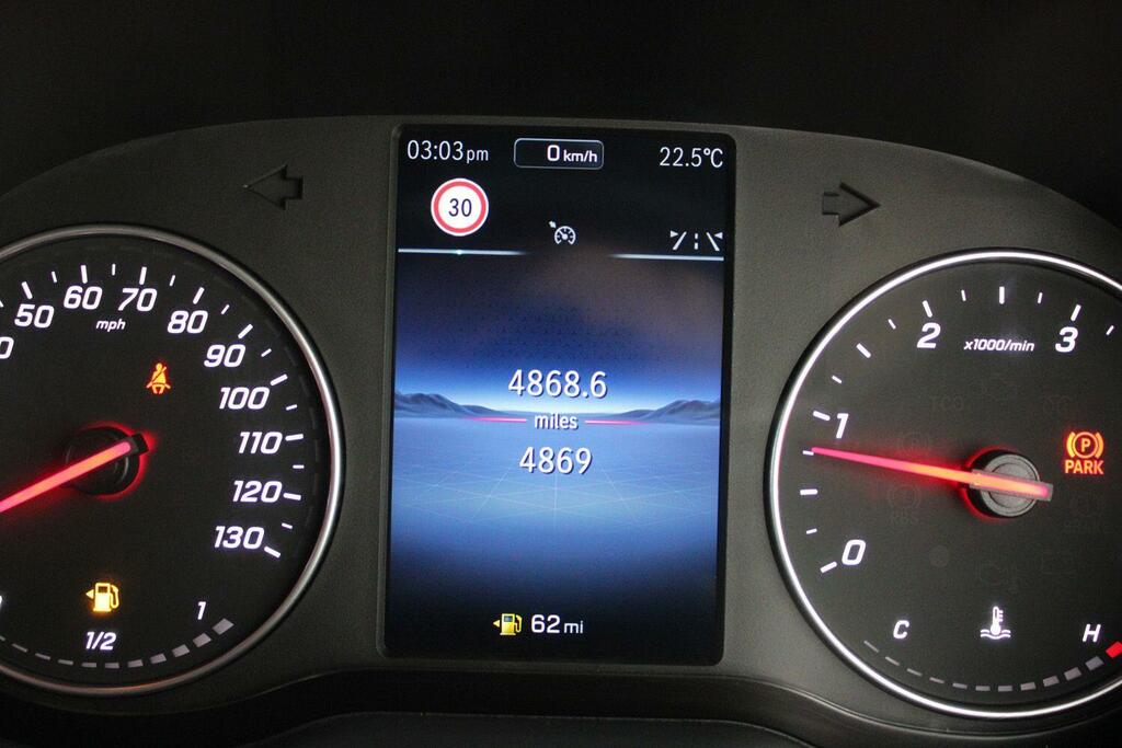 Mercedes-Benz Sprinter Pro Blue #16
