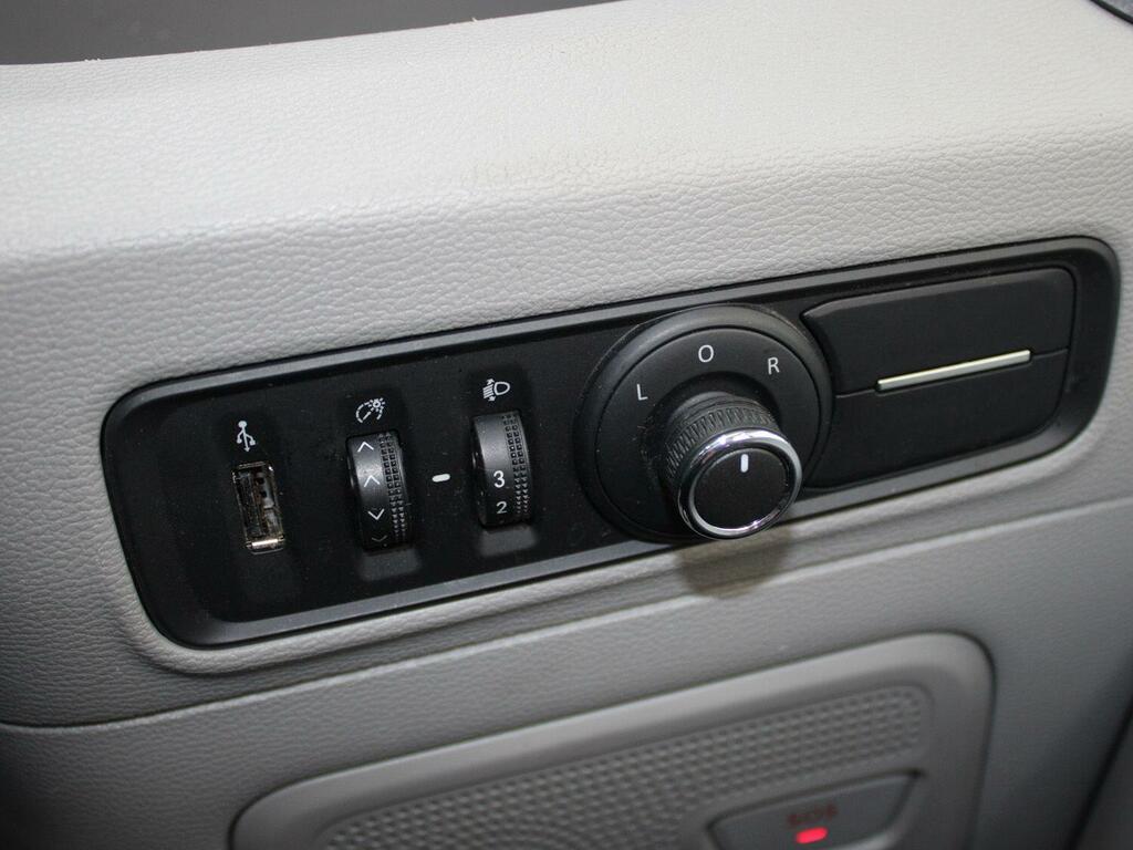 Maxus Deliver 9 Deliver 9 2.0 D20 Lux Panel Van Silver #31