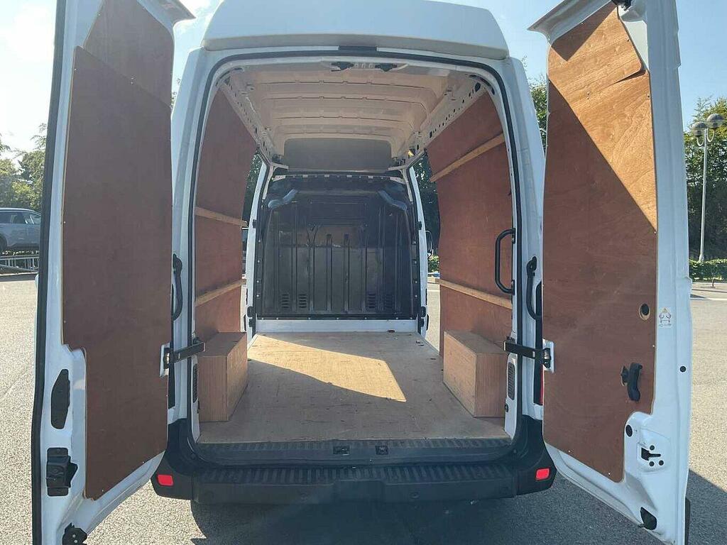 Nissan InterStar 2.3L Tekna Grey #9