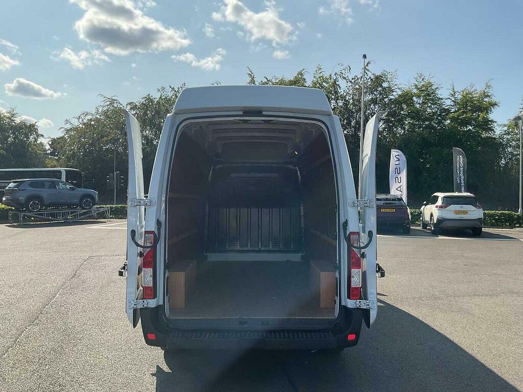 Nissan InterStar 2.3L Tekna Grey #13
