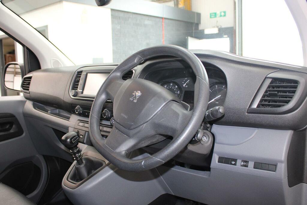 Peugeot Expert Mpv White #24
