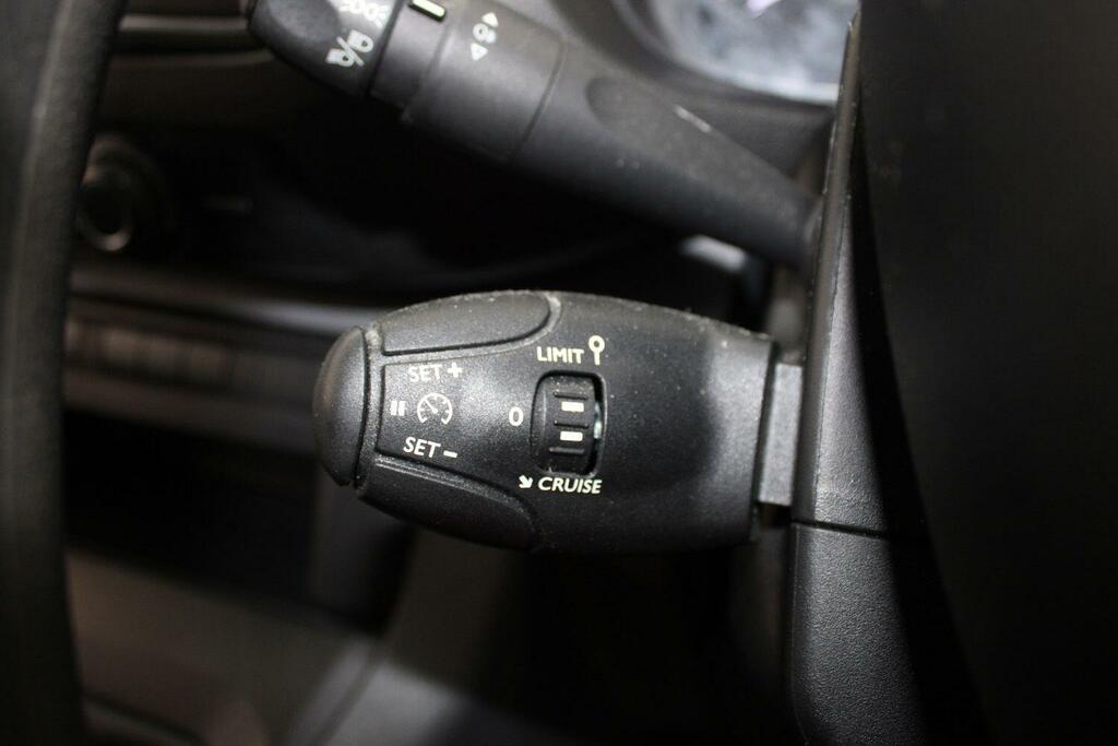 Peugeot Expert Mpv White #26