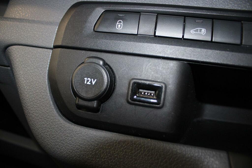Peugeot Expert Mpv White #33