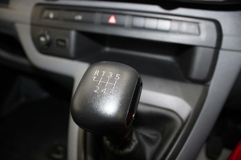 Peugeot Expert Mpv White #34