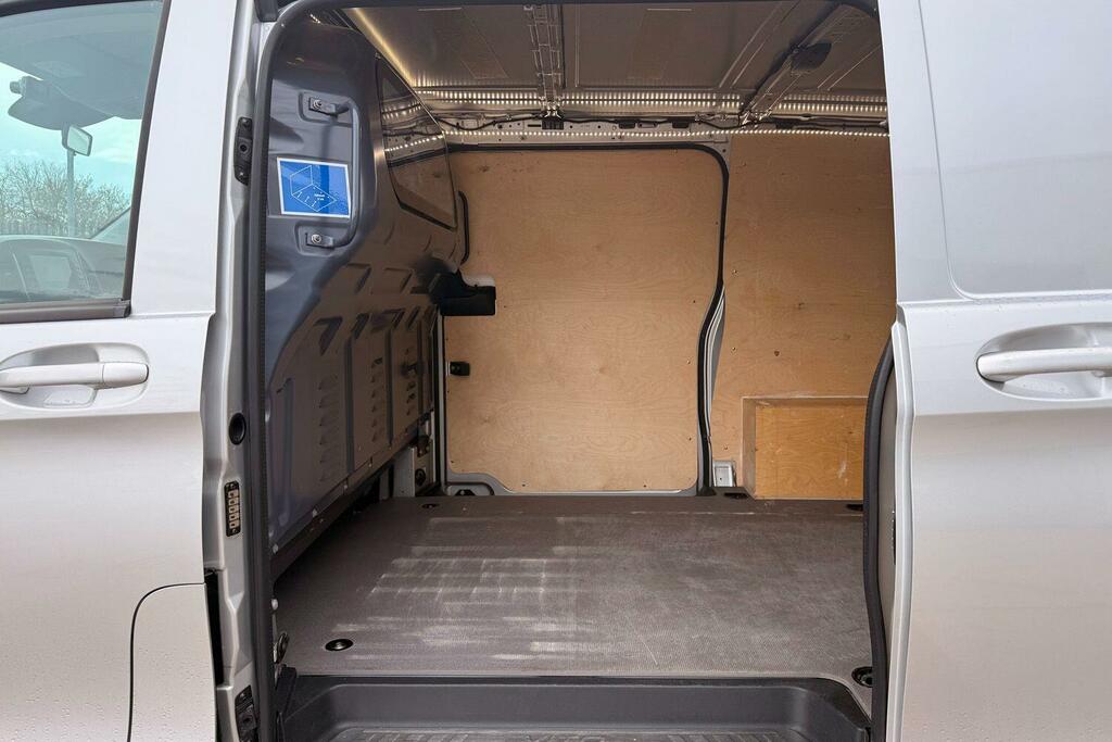 Mercedes-Benz Vito 114 Cdi Progressive Panel White #23